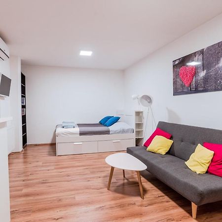 Central Studio Boulevard Budapeszt Zewnętrze zdjęcie