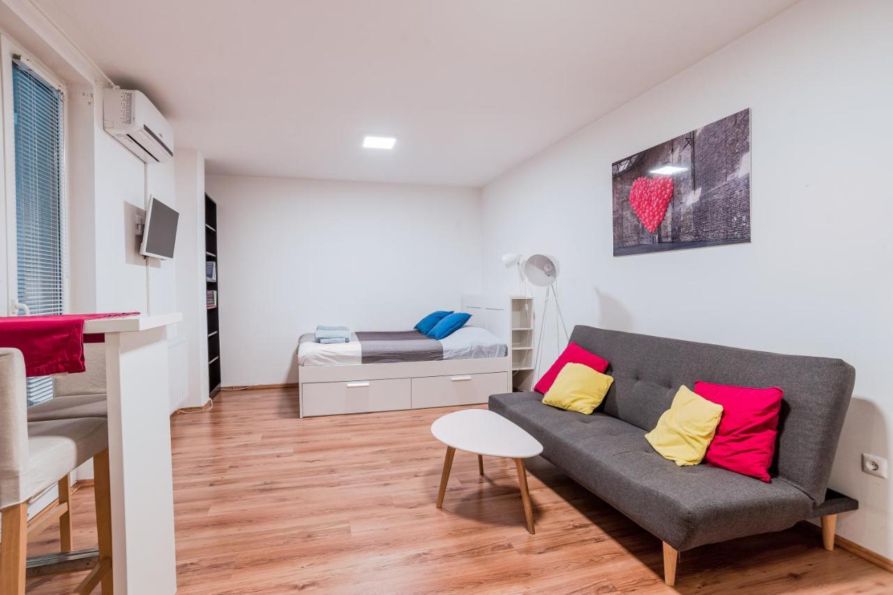 Central Studio Boulevard Budapeszt Zewnętrze zdjęcie