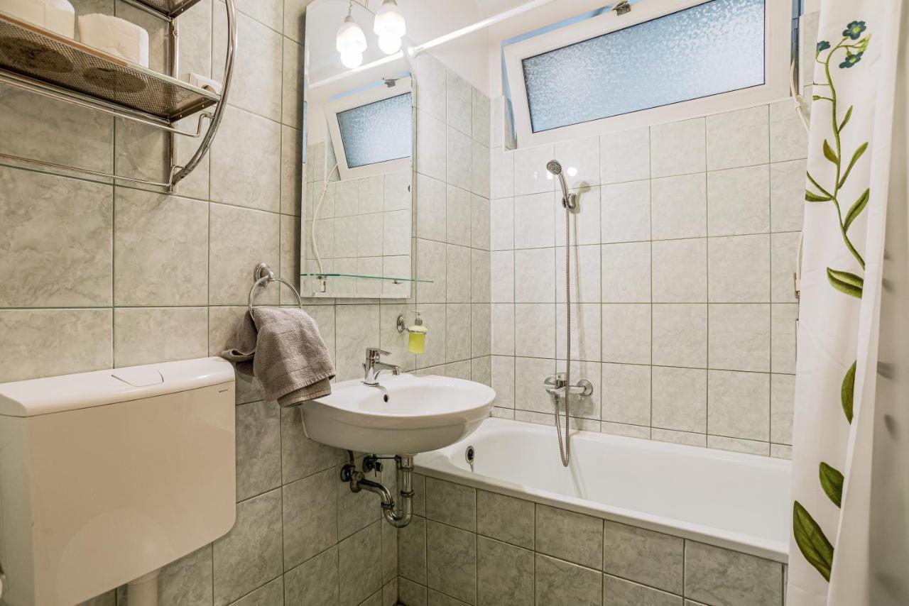 Central Studio Boulevard Budapeszt Zewnętrze zdjęcie